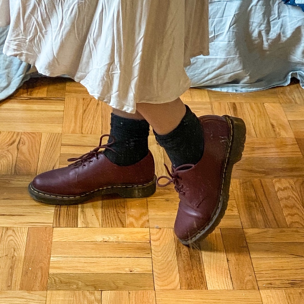UK7/US9 DR. MARTENS 1461 LEATHER OXFORD SHOES IN OXBLOOD